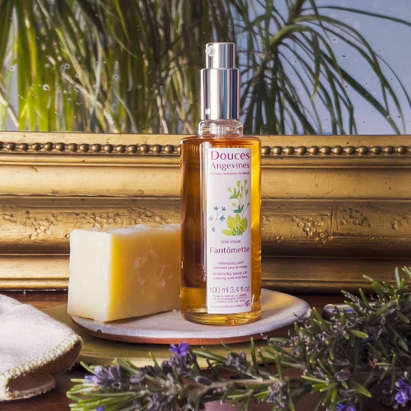 Fantômette - Fluide Nettoyant Démaquillant 3 Fantômette - Fluide Nettoyant Démaquillant – Image 3