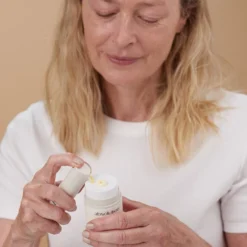 Le Booster LIFT - Sérum Concentré Anti-gravité -Default Template 1 108 297064 4 max