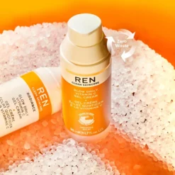Ren Gel Crème Éclat Quotidien à La Vitamine C 7 Ren Gel Crème Éclat Quotidien à La Vitamine C -Default Template 1 108 300258 4 max