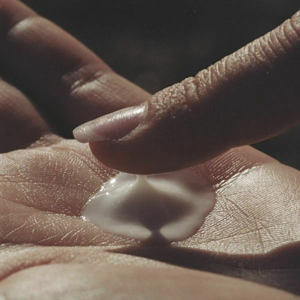 L:A Bruket Fluide Protecteur 281 4 L:A Bruket Fluide Protecteur 281 – Image 4